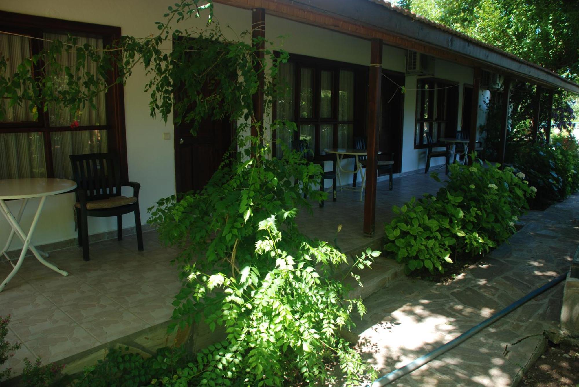 Dolunay Apart Hotel Чирали Екстер'єр фото
